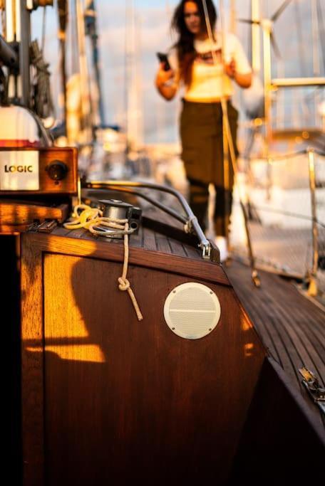 The Captains Locker - 30Ft Yacht San Miguel de Abona Exterior photo